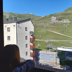 https://atic-duplex-a-peu-de-pistes-amb-vistes.andorra-la-vella-hotels.net