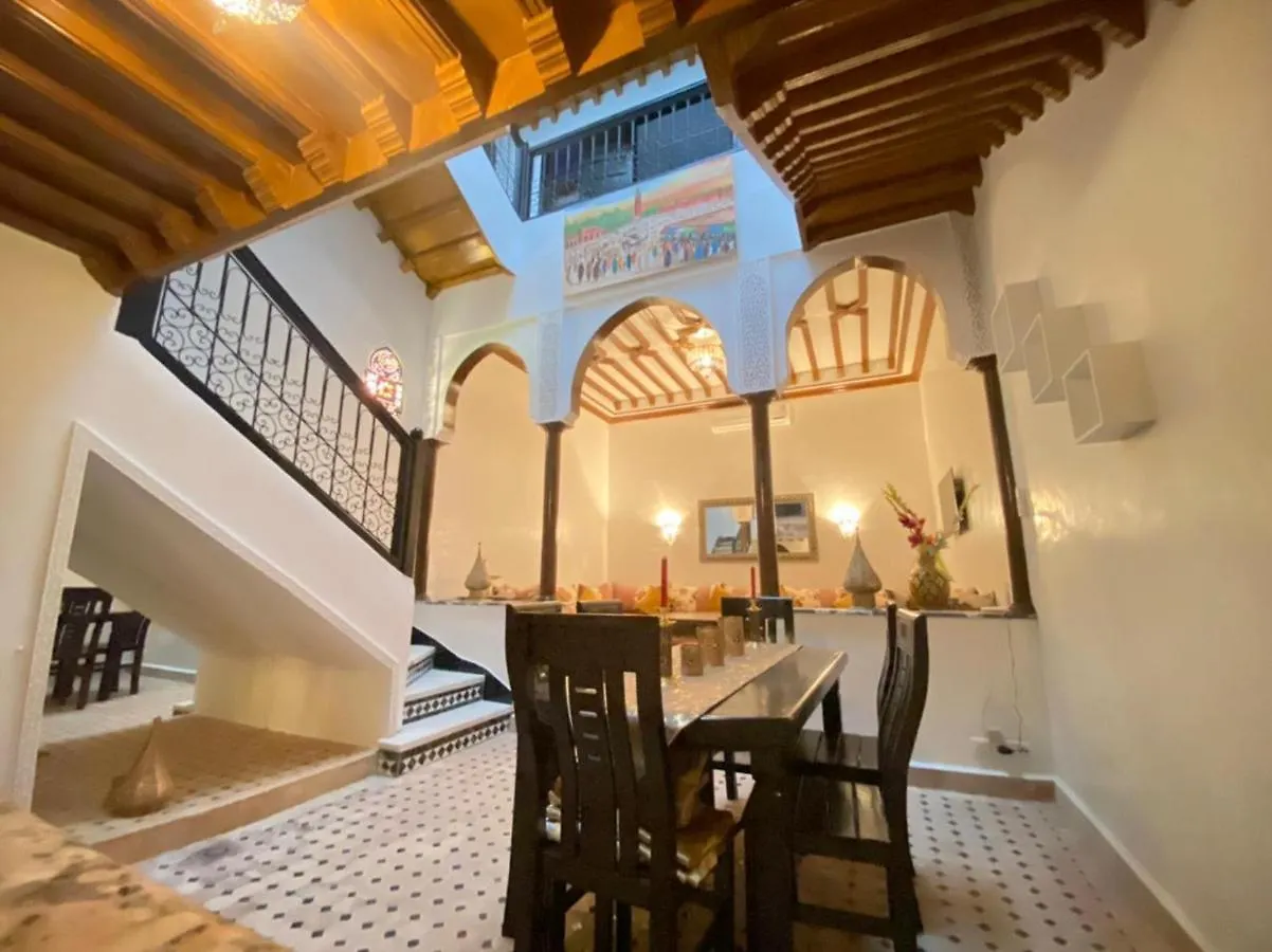 Un Riad Pour Se Divertir En Famille & Se Detendre Marrakesh Morocco